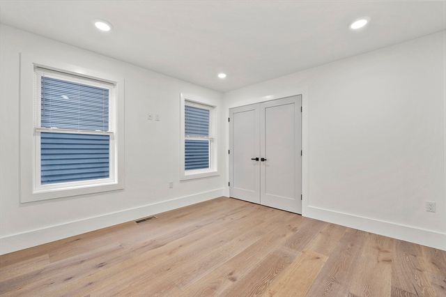 17 Wellington 1, Somerville, MA 02145