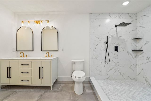 17 Wellington 1, Somerville, MA 02145