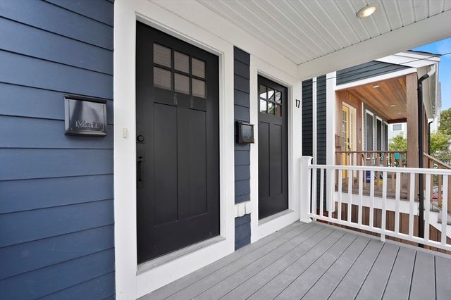 17 Wellington 1, Somerville, MA 02145