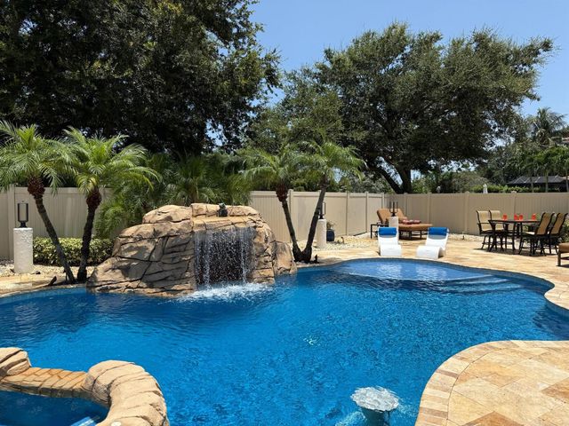 12928 Pennell Pines Road, Boynton Beach, FL 33436