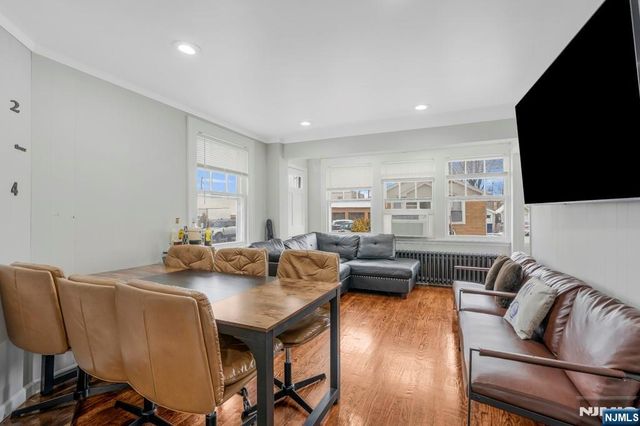307 Washington Avenue, Hackensack, NJ 07601