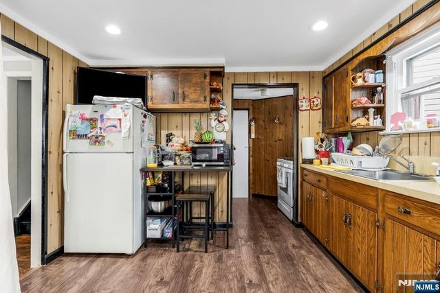 307 Washington Avenue, Hackensack, NJ 07601