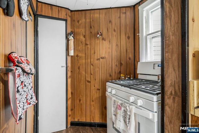 307 Washington Avenue, Hackensack, NJ 07601
