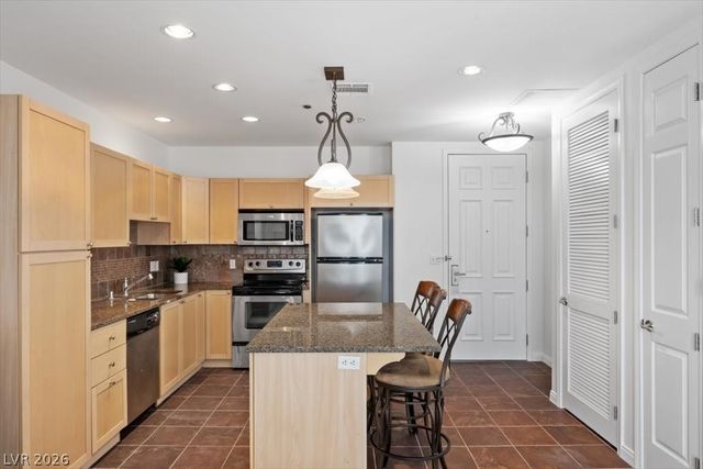2405 West Serene Ave 631, Las Vegas, NV 89123