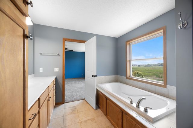 13827 Savanna Drive, Rogers, MN 55374
