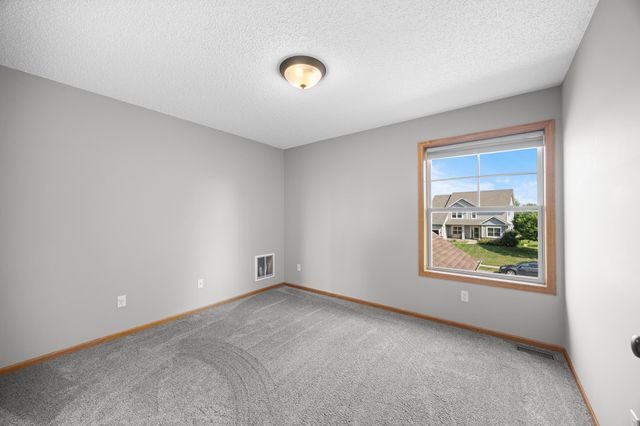 13827 Savanna Drive, Rogers, MN 55374