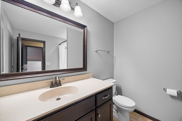 13827 Savanna Drive, Rogers, MN 55374