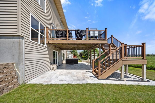 13827 Savanna Drive, Rogers, MN 55374