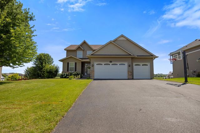 13827 Savanna Drive, Rogers, MN 55374