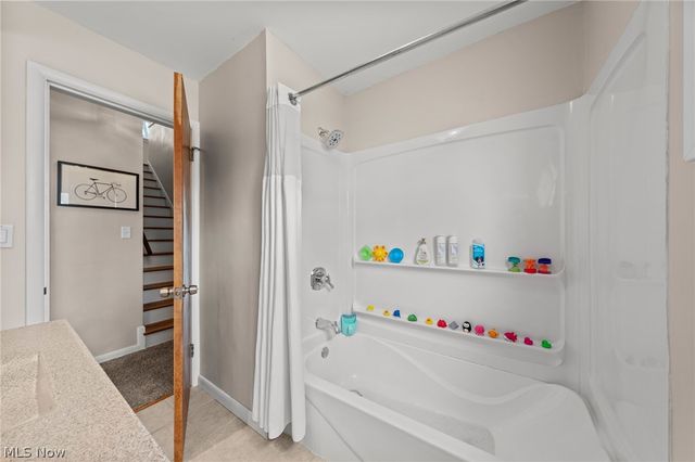 72 Pinehurst Road, Munroe Falls, OH 44262