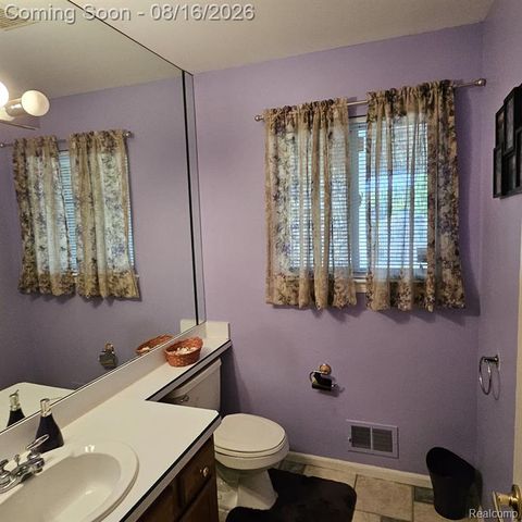 45113 Lindsey Drive, Van Buren, MI 48111