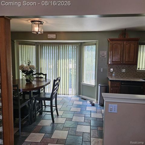 45113 Lindsey Drive, Van Buren, MI 48111