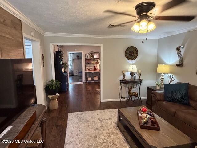 561 Lowe Circle, Richland, MS 39218