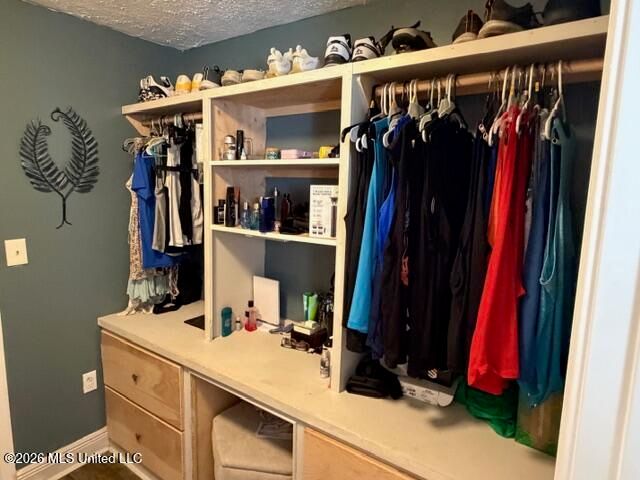 561 Lowe Circle, Richland, MS 39218