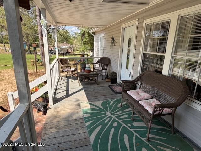 561 Lowe Circle, Richland, MS 39218