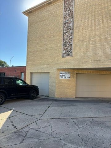 8320 W Belmont Avenue 11, Chicago, IL 60634