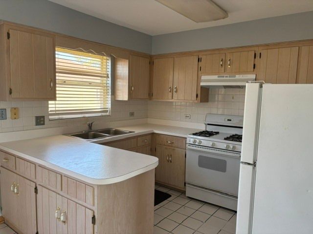 8320 W Belmont Avenue 11, Chicago, IL 60634
