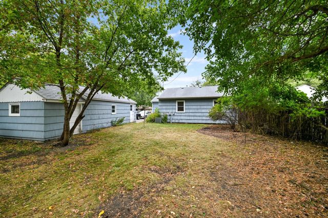 6333 52nd Avenue N, Crystal, MN 55428