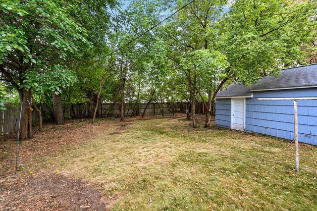 6333 52nd Avenue N, Crystal, MN 55428