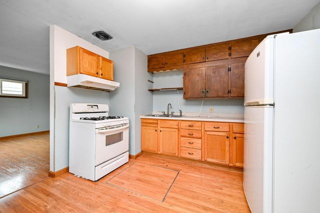 6333 52nd Avenue N, Crystal, MN 55428