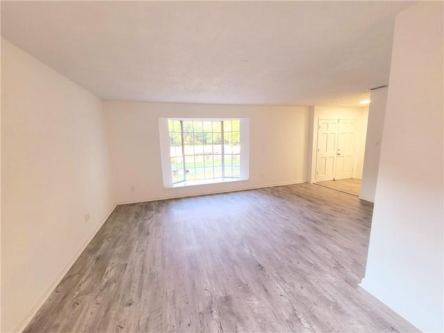 5405 Larchmont Drive, Mobile, AL 36693