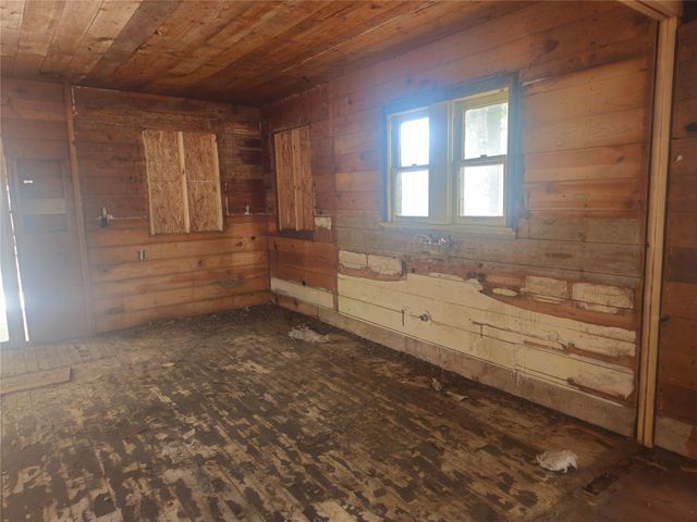 507 Merchant Street, El Campo, TX 77437