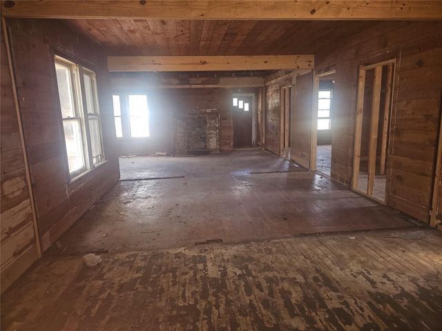 507 Merchant Street, El Campo, TX 77437