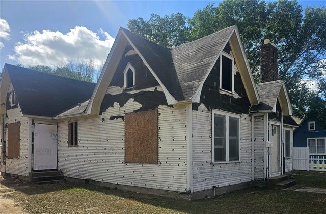 507 Merchant Street, El Campo, TX 77437