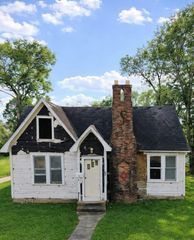 507 Merchant Street, El Campo, TX 77437