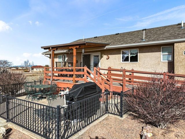 1006 W Capistrano Ave, Pueblo West, CO 81007