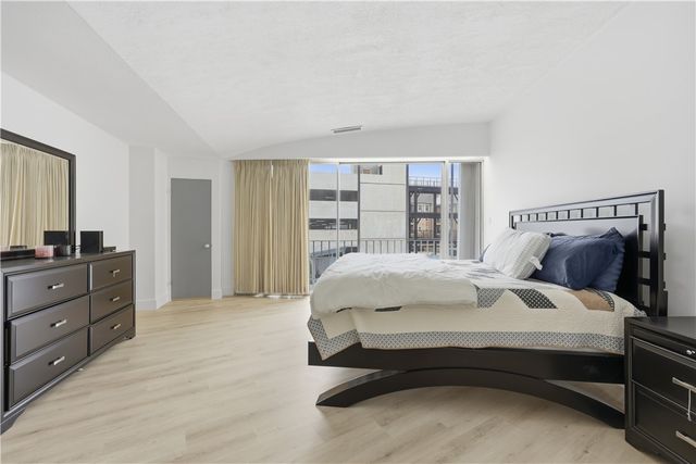 823 S Water St 3F, Corpus Christi, TX 78401