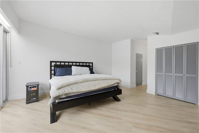 823 S Water St 3F, Corpus Christi, TX 78401