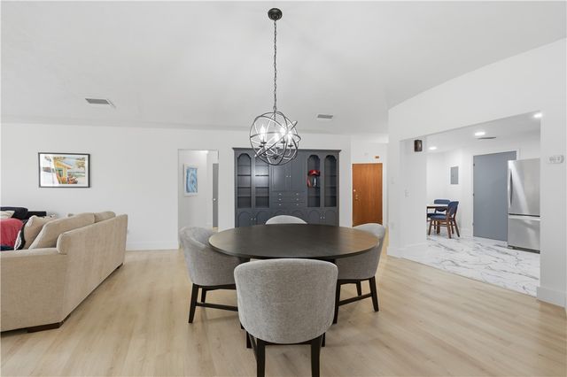 823 S Water St 3F, Corpus Christi, TX 78401