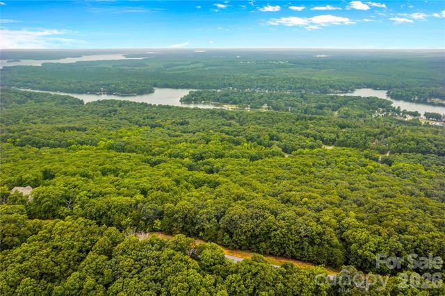 2261 Sierra Trace Road, Denton, NC 27239
