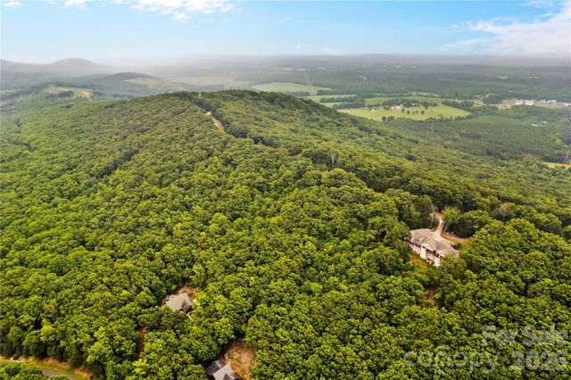 2261 Sierra Trace Road, Denton, NC 27239