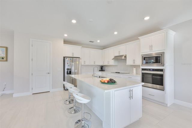 16320 HIDDEN OAK LOOP, Bradenton, FL 34211