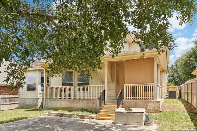 685 La Bahia Loop, New Braunfels, TX 78132