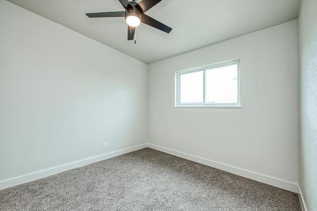 255 W Hawes Avenue, Fresno, CA 93706