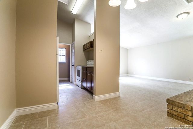 14427 Woods Hole, San Antonio, TX 78233