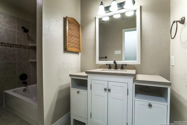 14427 Woods Hole, San Antonio, TX 78233