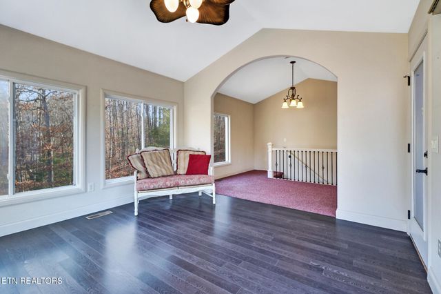 14 Needham Terrace, Crossville, TN 38558