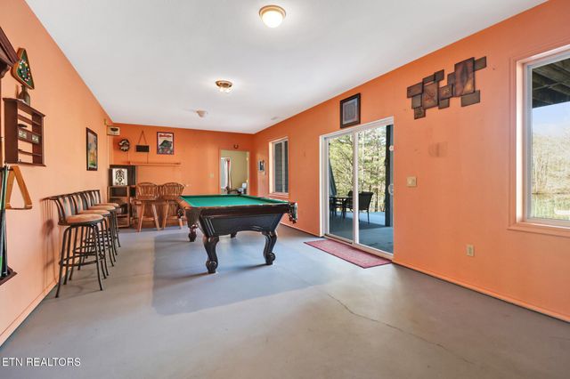 14 Needham Terrace, Crossville, TN 38558