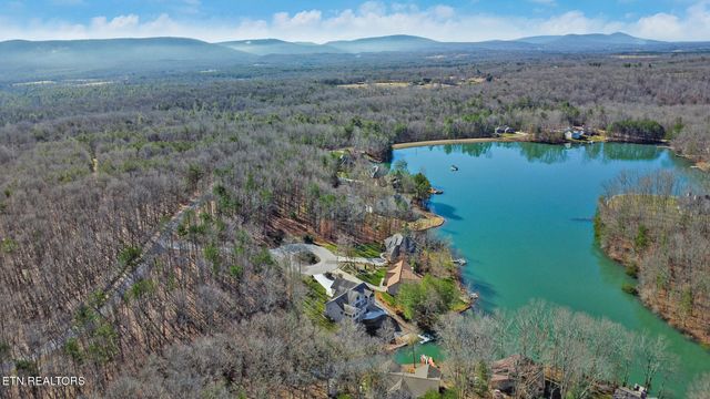 14 Needham Terrace, Crossville, TN 38558