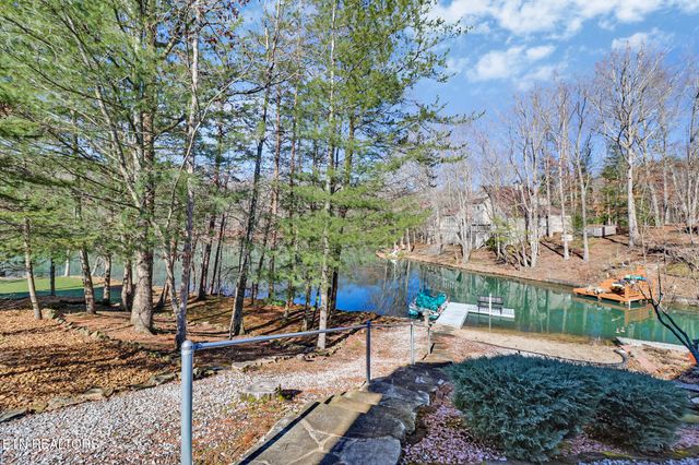 14 Needham Terrace, Crossville, TN 38558