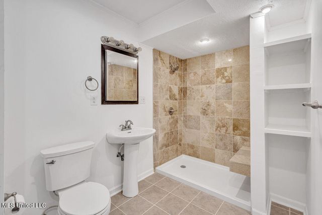 216 Buena Vista Drive, Long Beach, MS 39560