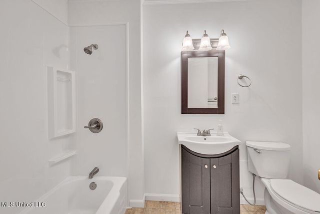 216 Buena Vista Drive, Long Beach, MS 39560