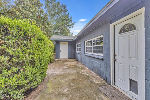216 Buena Vista Drive, Long Beach, MS 39560