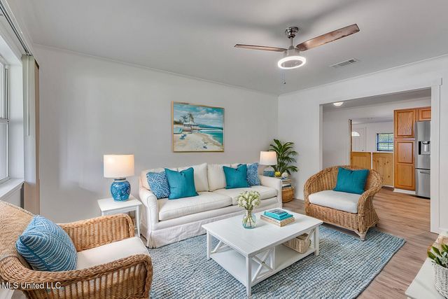 216 Buena Vista Drive, Long Beach, MS 39560