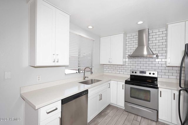 1008 E ORAIBI Drive, Phoenix, AZ 85024
