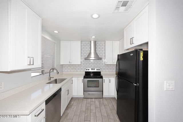 1008 E ORAIBI Drive, Phoenix, AZ 85024